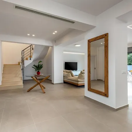 Ialyssos Charme Villa